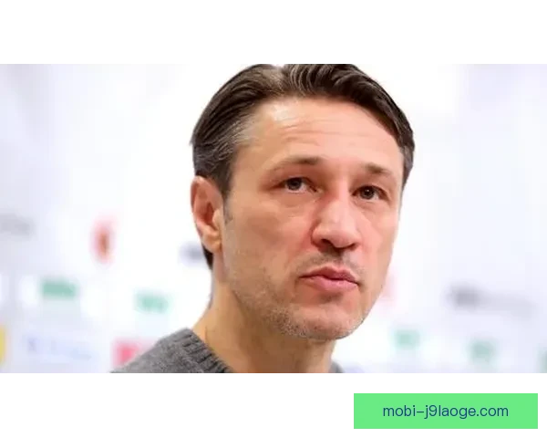 科曼对阵利物浦亚洲杯赛场个人能力全面爆发的关键解读瞬间表现